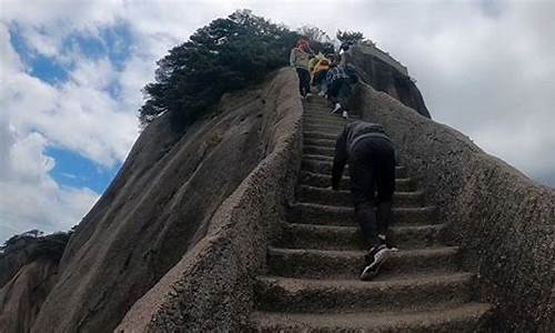 一日爬黄山攻略_爬黄山必去的景点